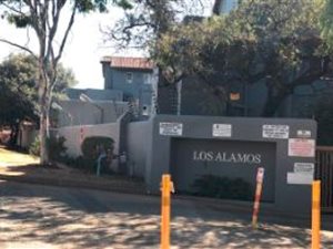 3 Bed Apartment in Johannesburg North