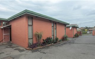 2 Bedroom Simplex in Pinetown Central