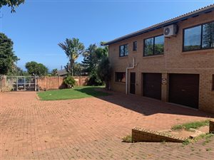 3 Bedroom House in Athlone Park
