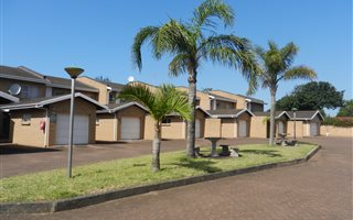 3 Bedroom Duplex in Meerensee