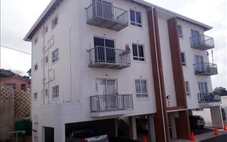 3 Bedroom Apartment in Oaklands