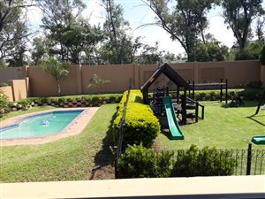 4 Bed Cluster in Lonehill
