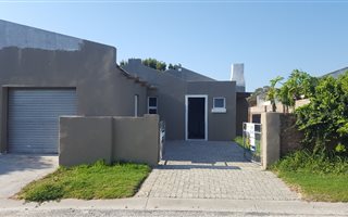 3 Bedroom House in Charlo