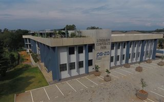 118 m² Office Space in Lombardy Estate