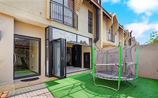 3 Bedroom Townhouse in Norwood
