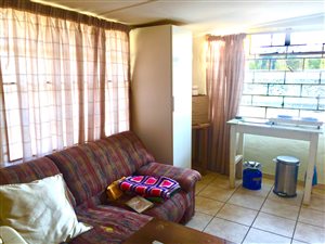 1 Bedroom Garden Cottage in Ruimsig AH