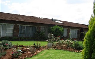 2 ha Land available in Seekoeiwater AH