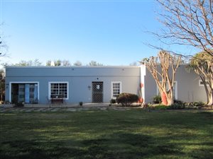 6.4 ha Farm in Adendorp