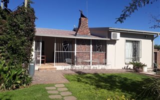3 Bedroom House in Dibeng