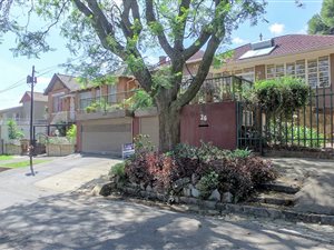 3 Bed House in Kensington