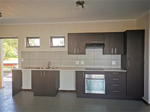 2 Bed Apartment in Jackal Creek Golf Estate