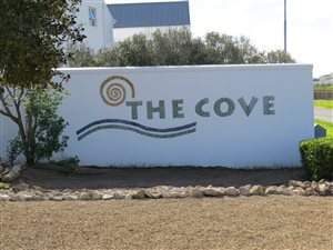 570 m² Land available in Langebaan Central