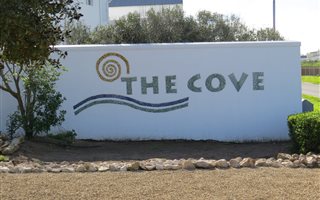 570 m² Land available in Langebaan Central