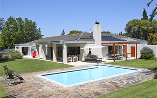 4 Bedroom House in Constantia Upper