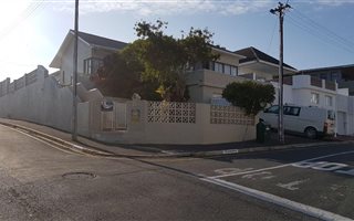 4 Bedroom House in Strand North