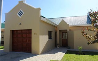 2 Bedroom Townhouse in Swellendam