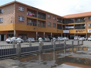 3 Bed Apartment in Lenasia