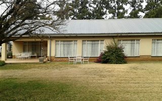 3 Bedroom House in Petrusburg