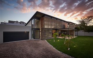 4 Bedroom House in Waterfall Country Estate