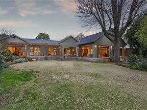 4 Bed House in Craighall Park