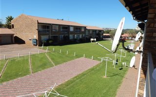 2 Bedroom Apartment in Krugersdorp North