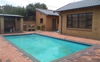 3 Bedroom House in Mackenzie Park