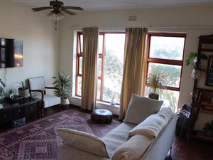 4 Bed Apartment in Blomtuin