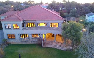 7 Bedroom House in Lakefield