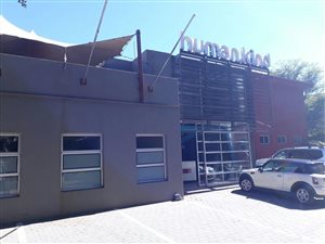 874 m² Commercial space in Parktown North
