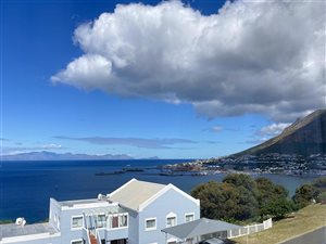 1 Bed Apartment in Simons Town
