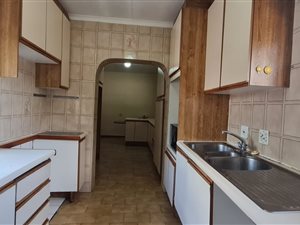 3 Bed House in Bramley View