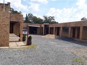 600 m² Office Space in Vereeniging Central