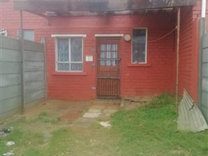 2 Bed House in Mitchells Plain