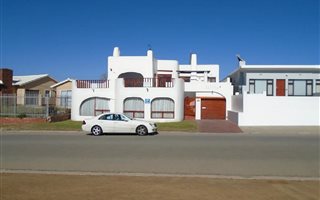 495 m² Commercial space in Lamberts Bay