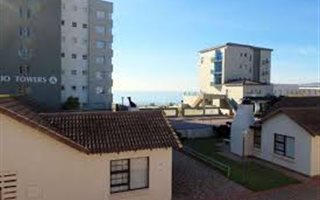2 Bedroom Duplex in Diaz Beach