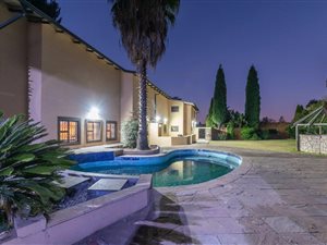 3 Bed House in Parkhill Gardens