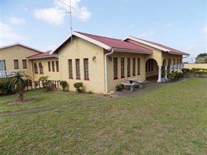 4 Bed House in Stanger Manor