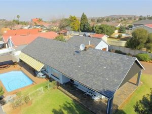 4 Bed House in Glenanda