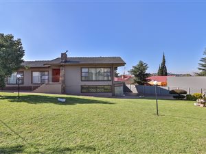 4 Bed House in Glenanda