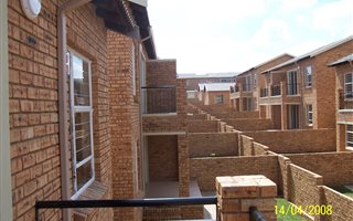 2 Bedroom Apartment in Honeydew