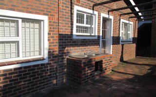 2 Bedroom Garden Cottage in New Germany