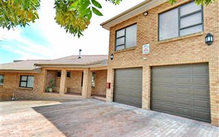 5 Bedroom House in Kuilsriver