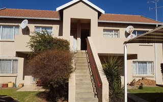 2 Bedroom Townhouse in Brackendowns