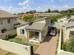 2 Bed Townhouse in Broadacres