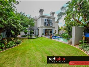 5 Bed House in Silver Lakes Golf Estate