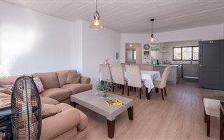 2 Bedroom Apartment in Melrose North