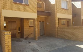 3 Bedroom Apartment in Evander