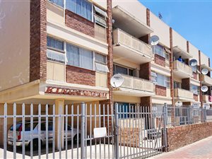 2 Bed Apartment in Port Elizabeth Central