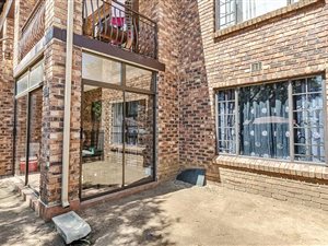 2 Bed Apartment in Rand Collieries