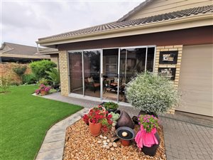 2 Bed House in Urban Village